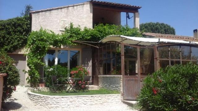 Gite L'Annexe Villelaure Exteriör bild